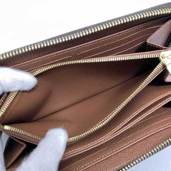 LOUIS VUITTON Brown Monogram Wallet - Picture 7 of 9